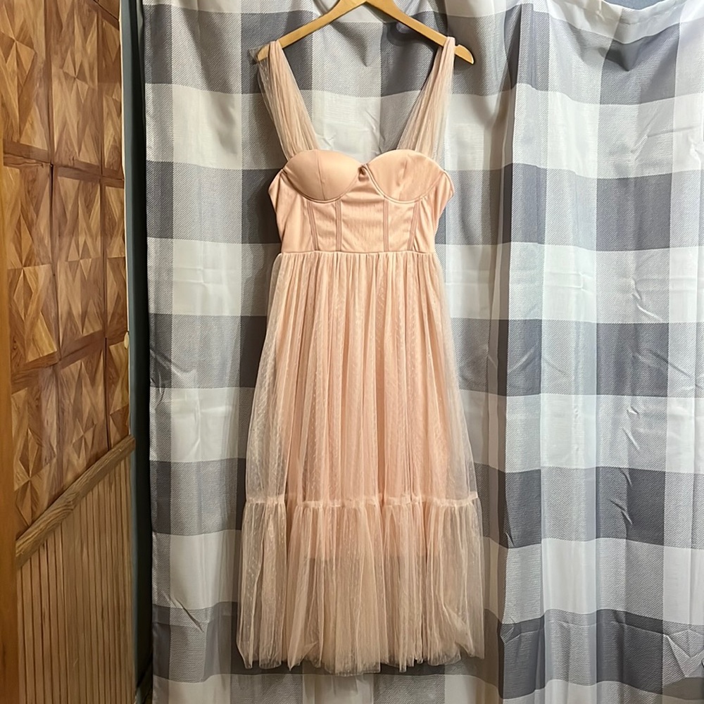 Flowy off the shoulder Dress